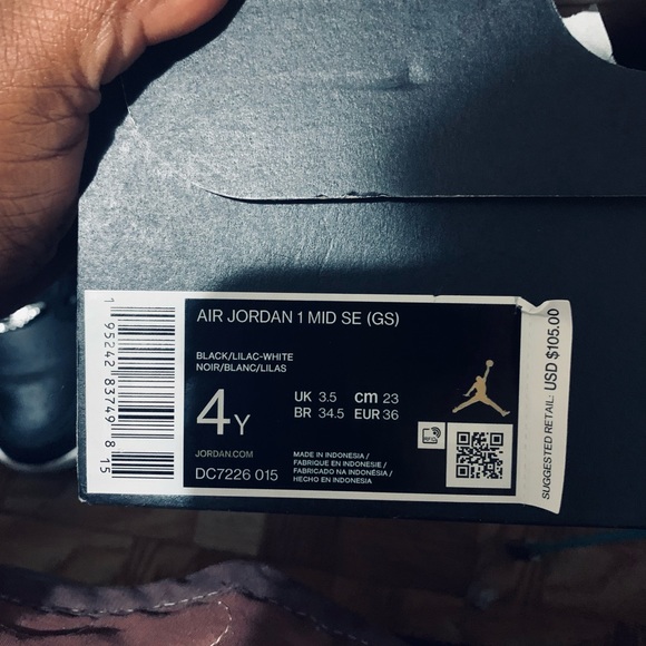 Brand new worn only once - Picture 2 of 3